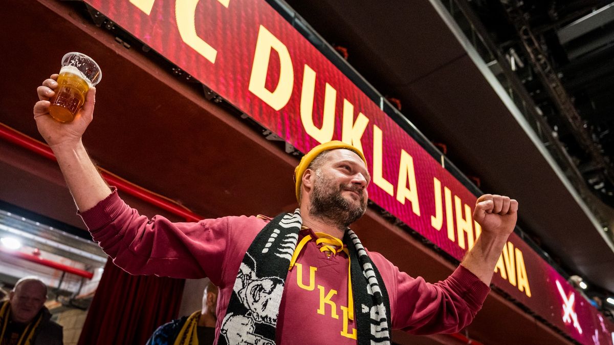 V Jihlavě otevřeli skvost: Hoši, hoří mi žrádlo, už nic nemačkejte